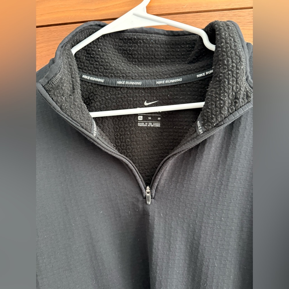 Nike Men's Black Zip-Up Sweater - Picture 3 of 4